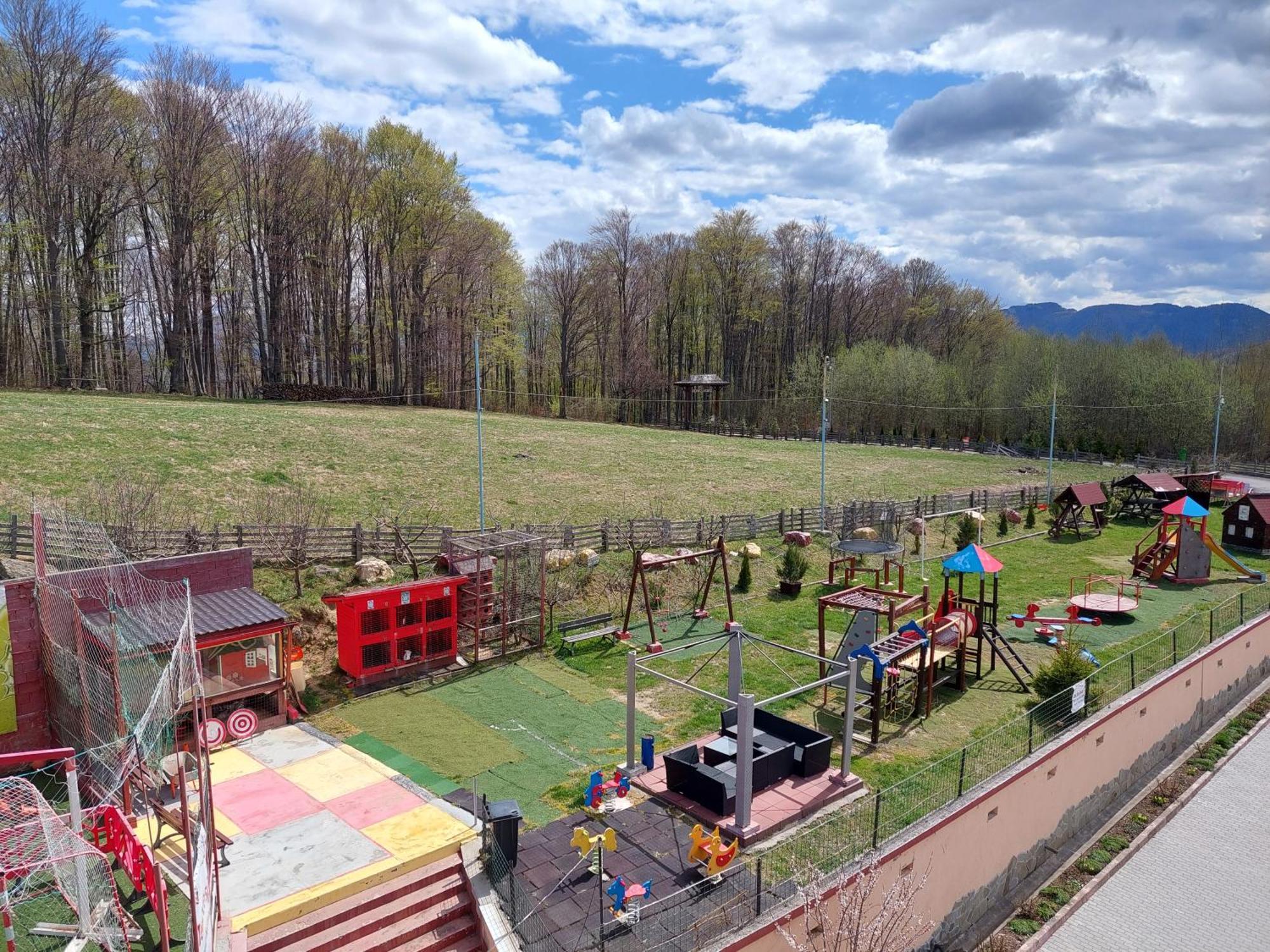 Pension Chalet Poiana Marului Ranch Kültér fotó