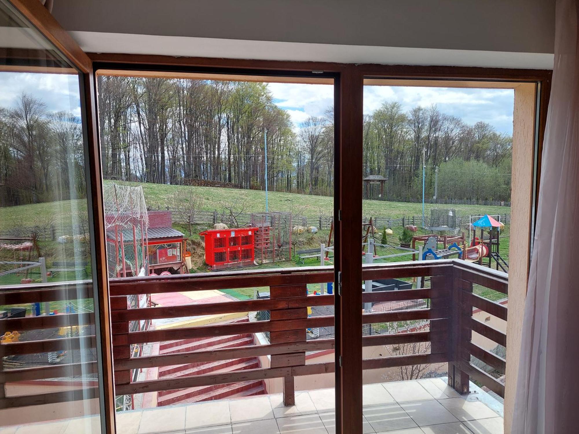 Pension Chalet Poiana Marului Ranch Kültér fotó